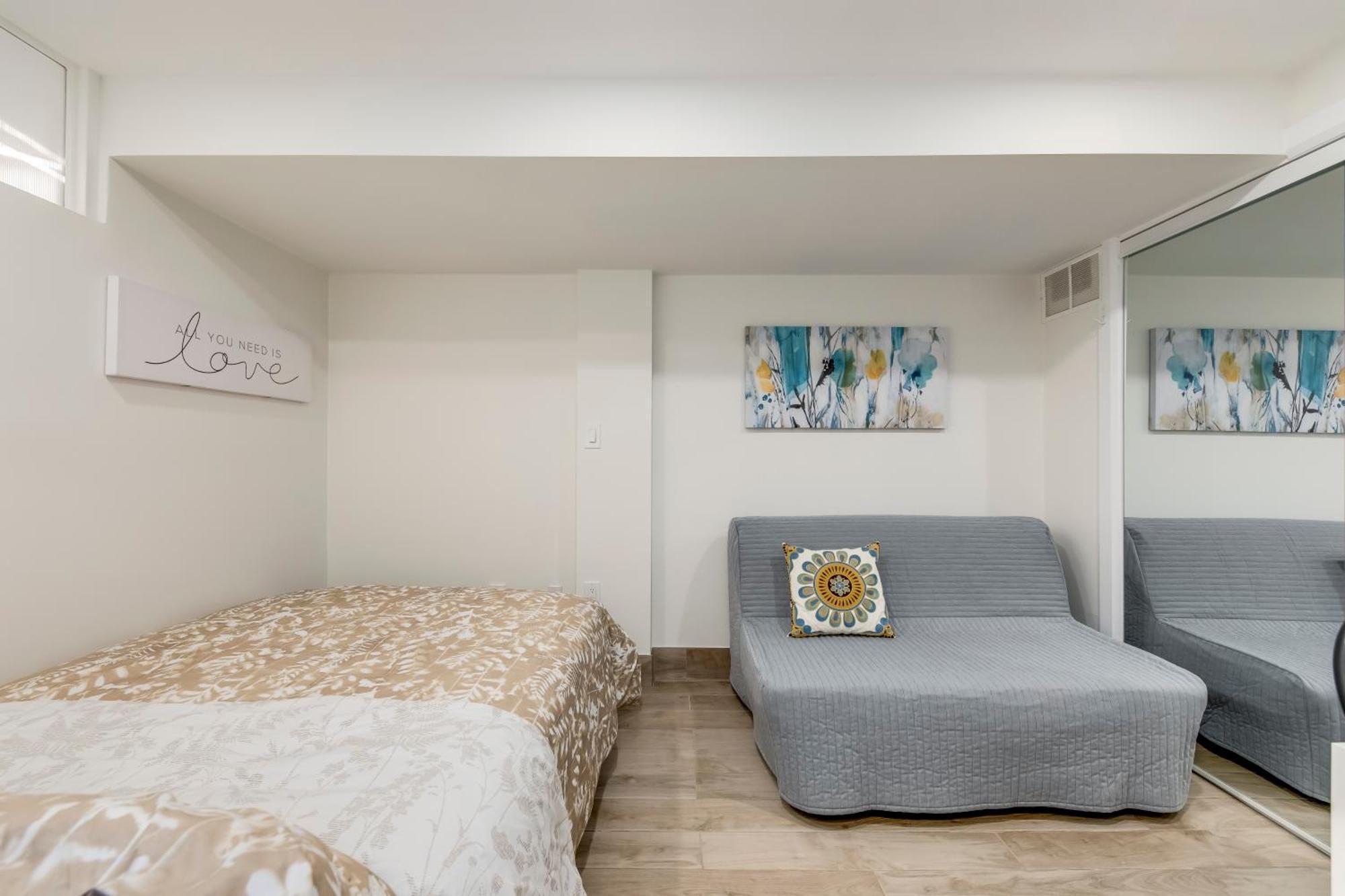 Midtown 2 Bedroom Apartment
