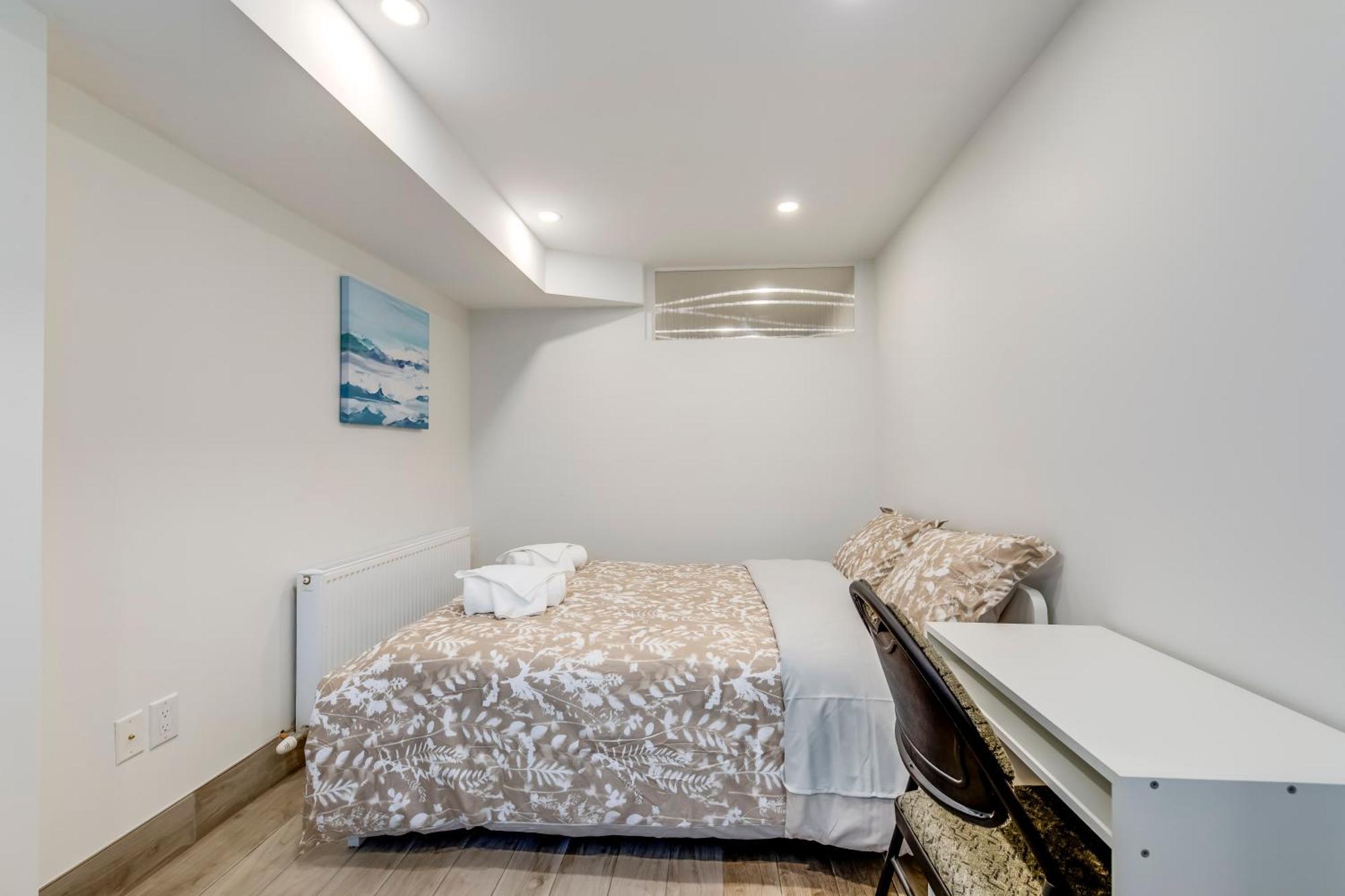 Apartment Midtown 2 Bedroom *